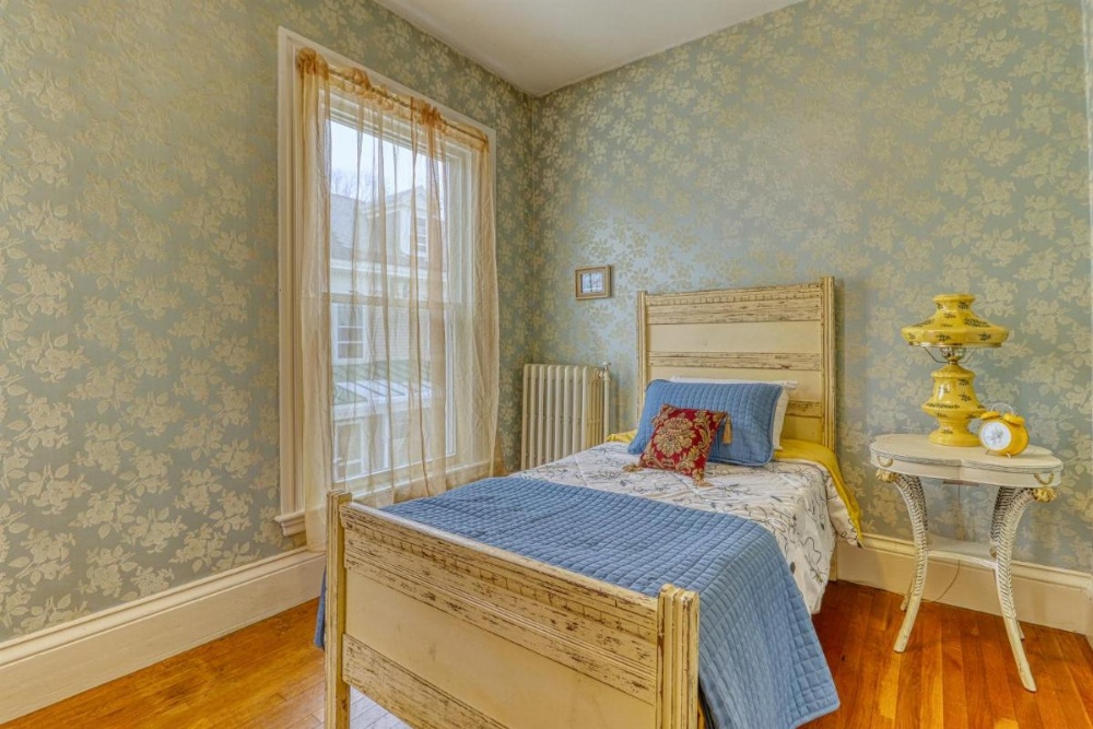Bangor Victorian Home Image 11